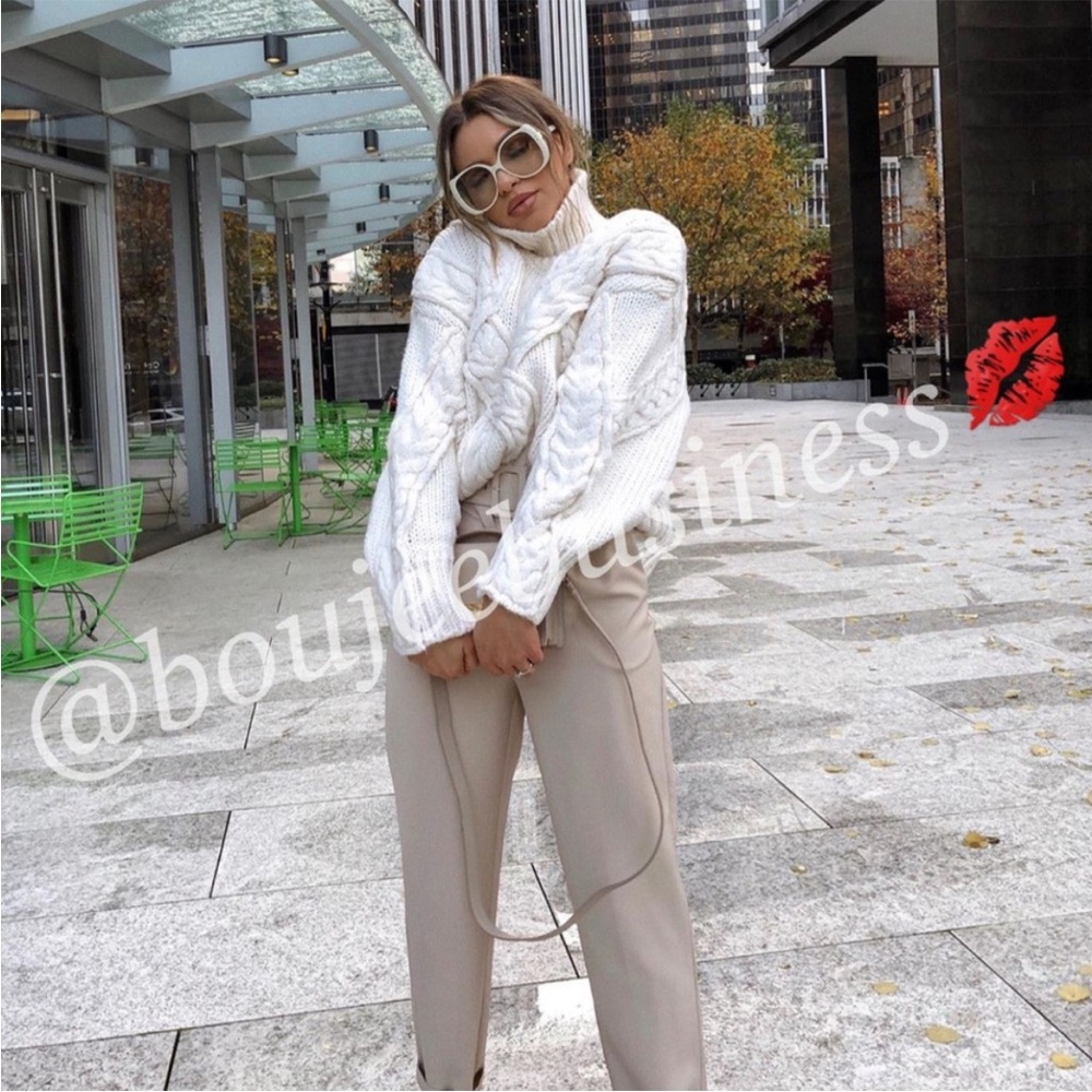 ZARA BNWT Cable Knit Sweater